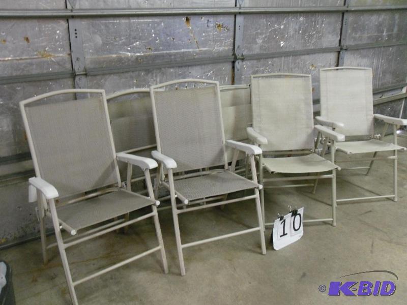 lot 10 image: Lot of 7 Outdoor Folding Chairs. 4 of one sty...