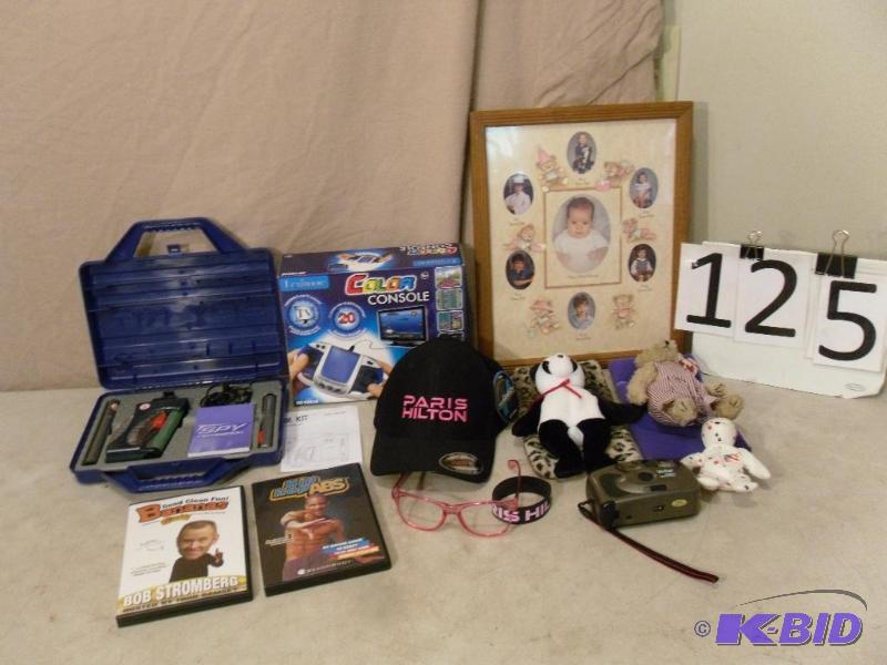 lot 125 image: Kids Spy Kit, Color Console Video Games, Pict...