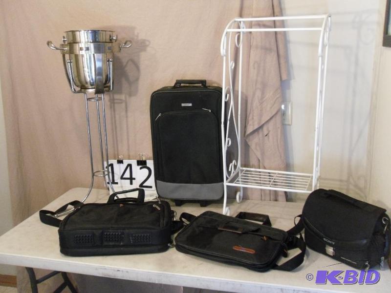 lot 142 image: White Metal Towel  Blanket Holder, Champagne...