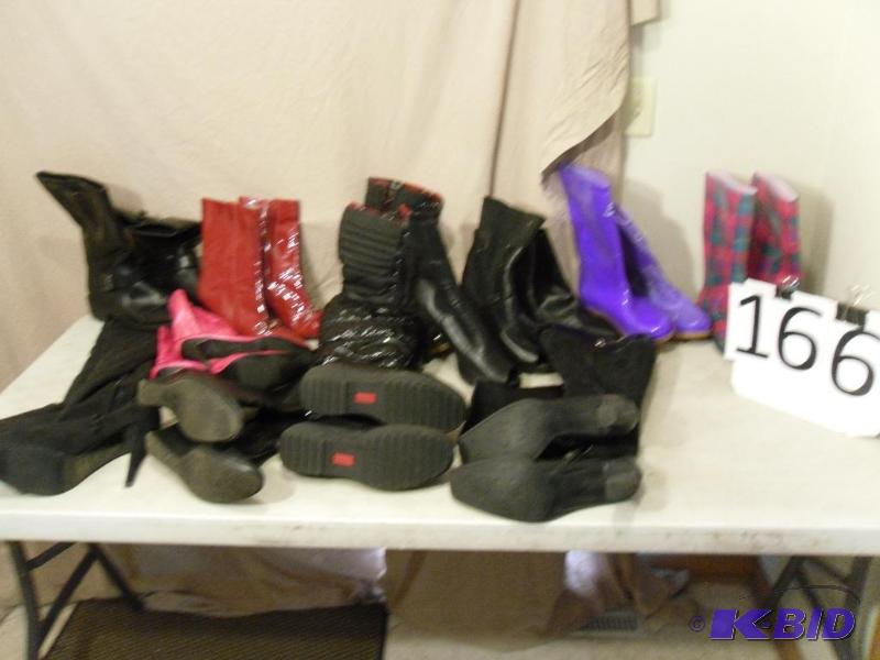 lot 166 image: Large Lot of Assorted Womens Boots. Sizes app...