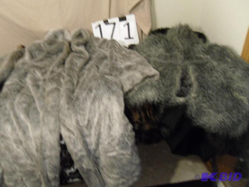 lot 171 image: Lot of 5 Assorted Fur Type Coats. Sizes are L...
