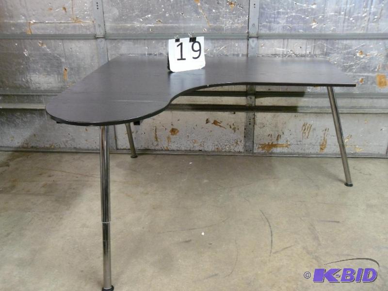 lot 19 image: Ikea Gallant DeskTable with Adjustable Heigh...