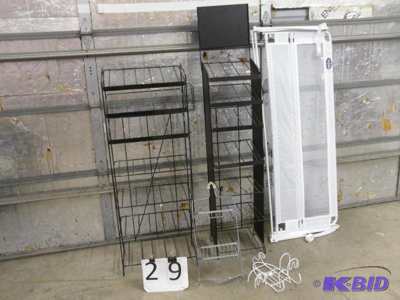 lot 29 image: Regalo&nbspBed Guard, Shower Caddies, and As...