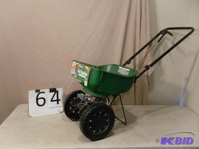 lot 64 image: Scotts Turf Builder Spreader....