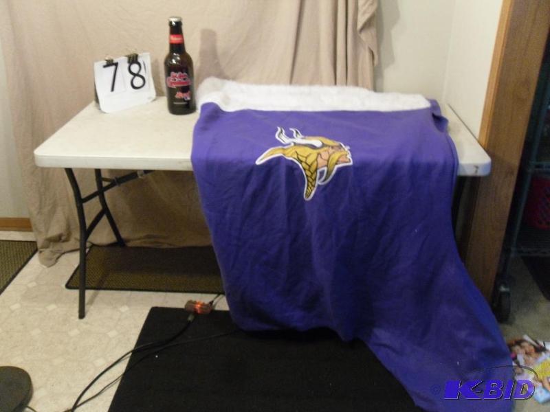 lot 78 image: LARGE Minnesota Vikings StockingSnuggie Blan...