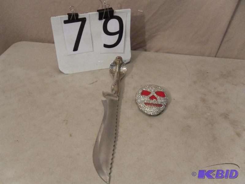 lot 79 image: Large Heavy Skull Belt Buckle with Hidden Com...