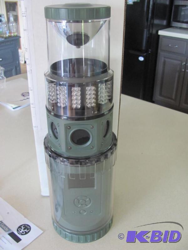 This NEW or very gently used (in original box...