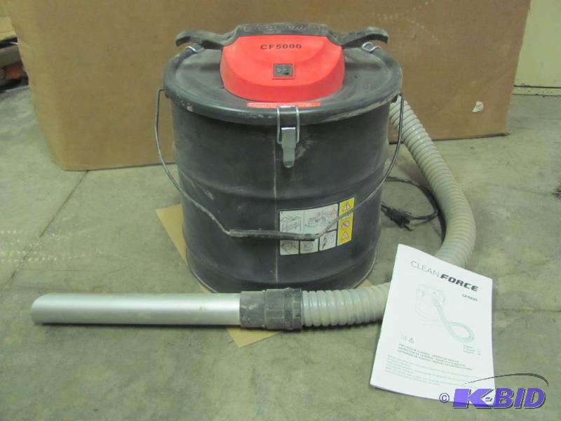 If you burn wood, this CLEANFORCE Ash Vac wil...