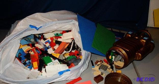 LEGOS