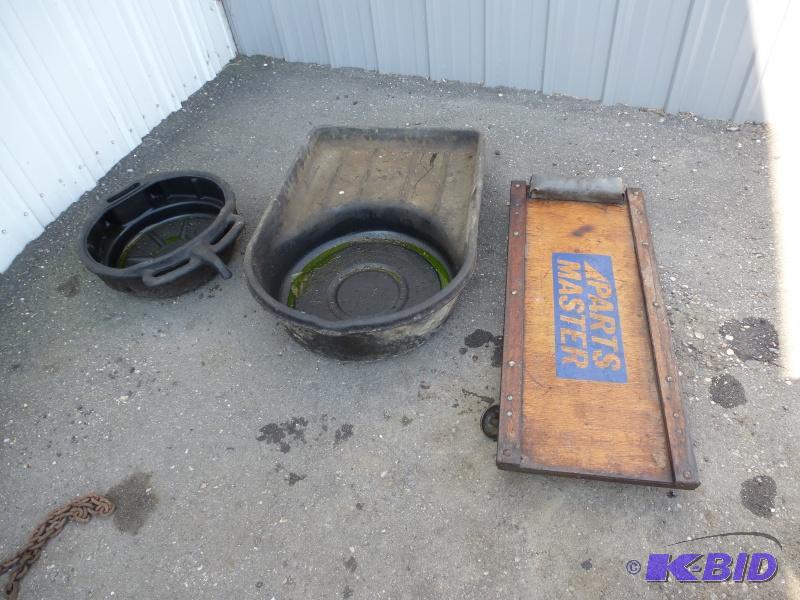 Drain Pans &amp Creeper 2 OilAntifreeze Dr...