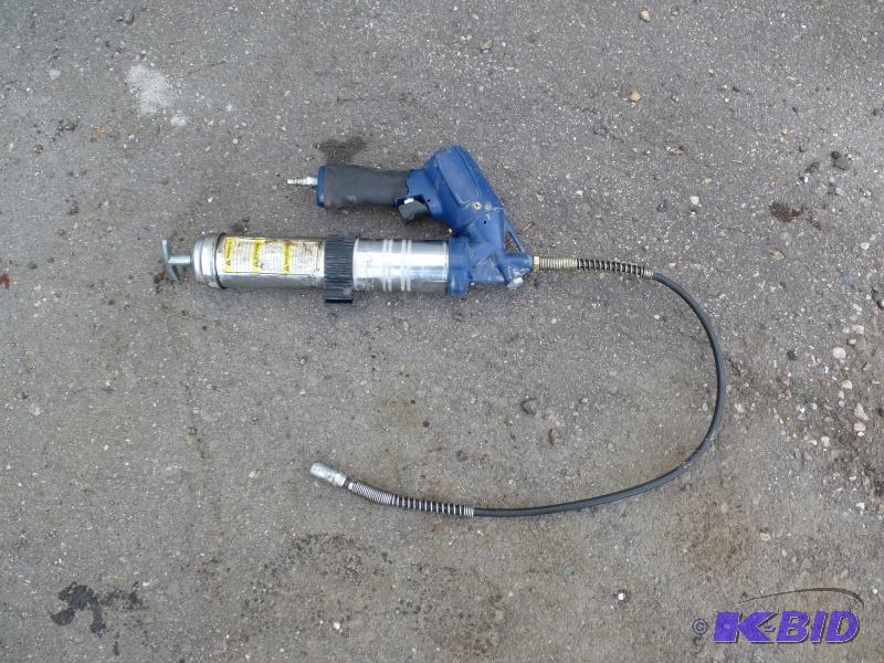 Lincoln pneumatic grease gun In working cond...