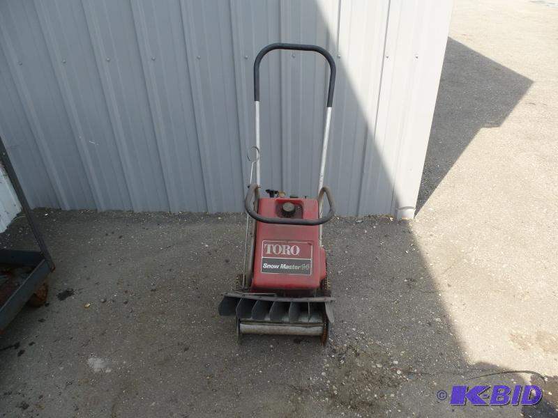 Toro Snow master 14 Snow Blower Untested....