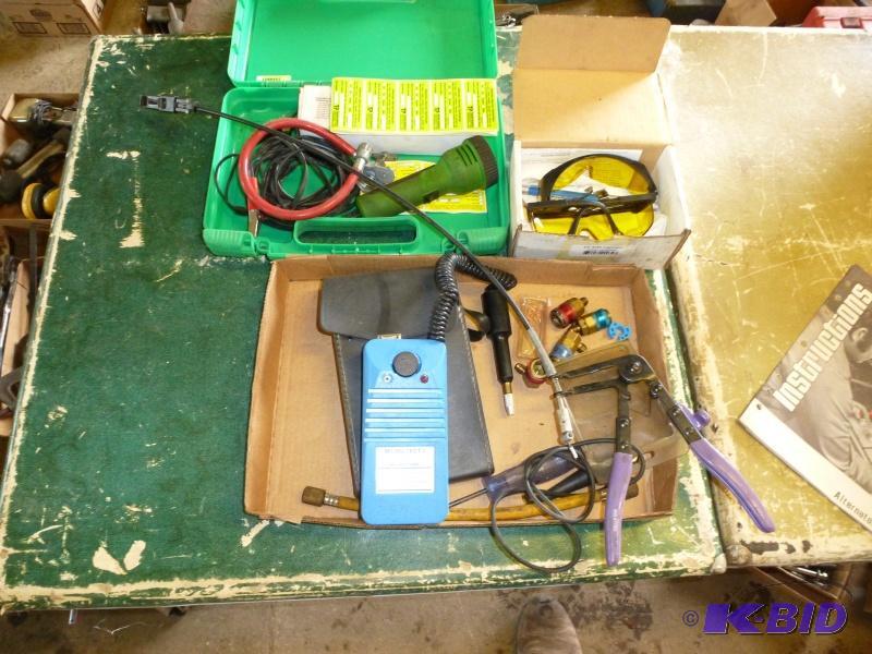 Box# 18 Tracerline&nbspAC test kit. Leak tes...
