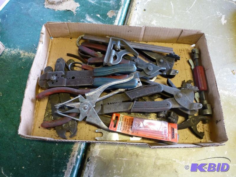Box# 58&nbsp Wire stripper pliers square, sn...