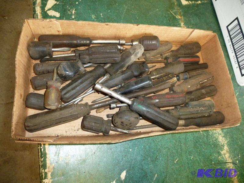 Box# 59 Assorted screw drivers All one price....