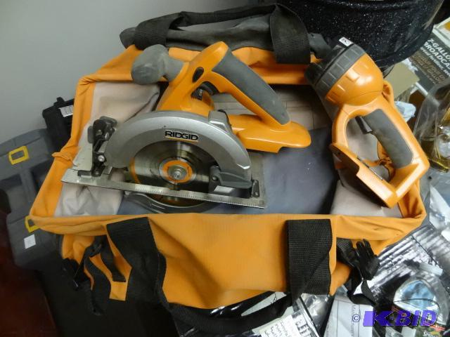 lot 10 image: USED Rigid Tool Kit incl 18 Volt Circular Saw...