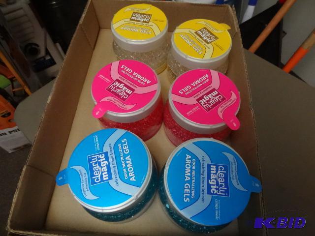 lot 117 image: Qty 6 NEW Clearly Magic Odor Neutralizing Aro...