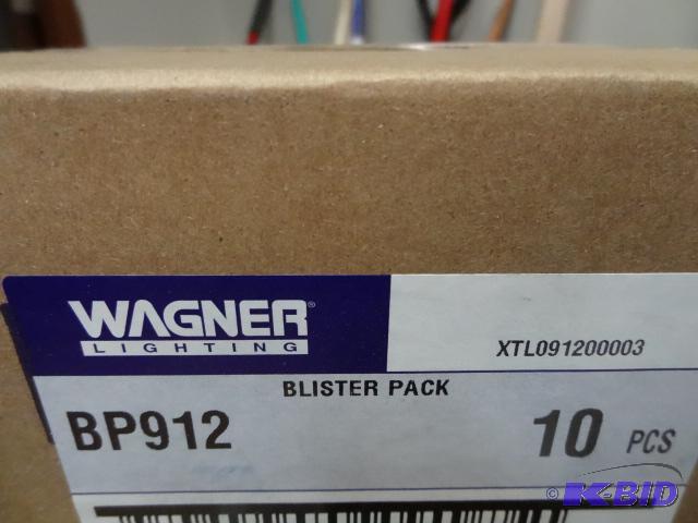 lot 154 image: NEW Qty 40 Wagner Lighting BP912 auto and app...
