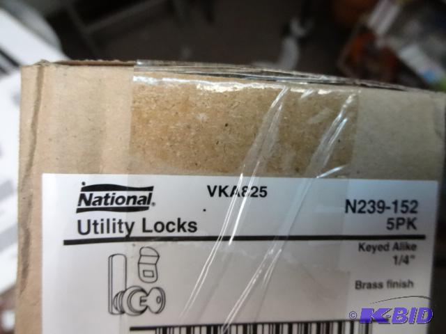 lot 185 image: Qty 5 NEW National Hardware Utility Locks, Ke...