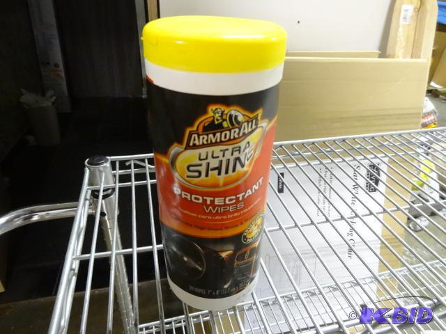lot 233 image: Qty 5 Armor All Ultra Shine Protectant Wipes....
