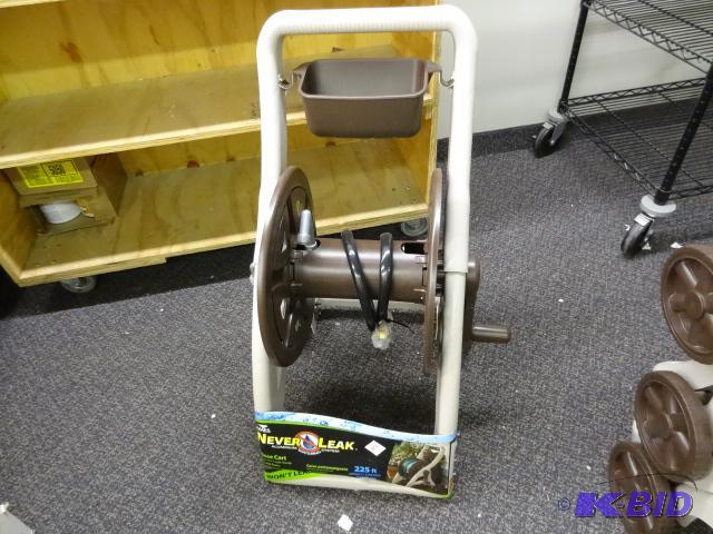 lot 298 image: Qty 1 New Ames Never Leak Aluminum watering s...