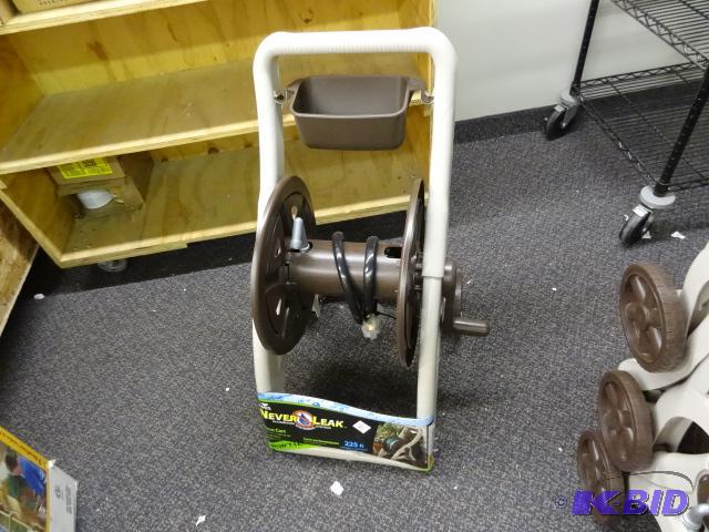 lot 302 image: Qty 1 New Ames Never Leak Aluminum watering s...