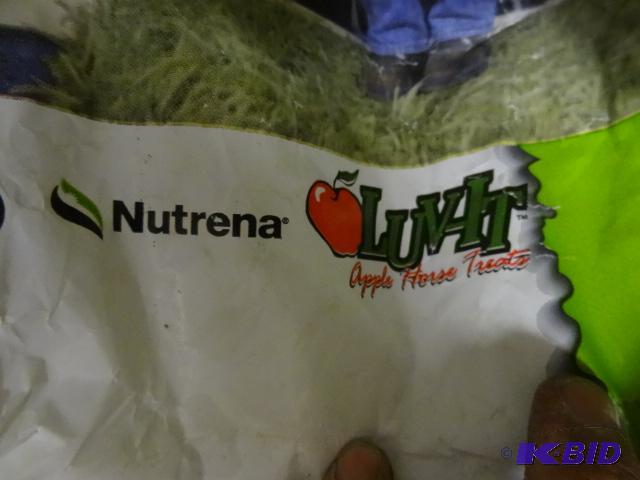 lot 313 image: Approx 15 lb bag Luv-It Apple Horse Treats...