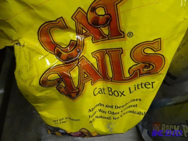 lot 315 image: Approx 40 lbs Cat Tails Kitty Litter...