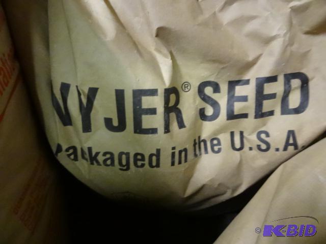 lot 318 image: Approx 50 lbs Nyjer Thistle Seed...