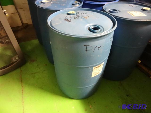 lot 360 image: Used 55 gal Blue Plastic Drum...