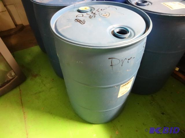 lot 361 image: Used 55 gal Blue Plastic Drum...