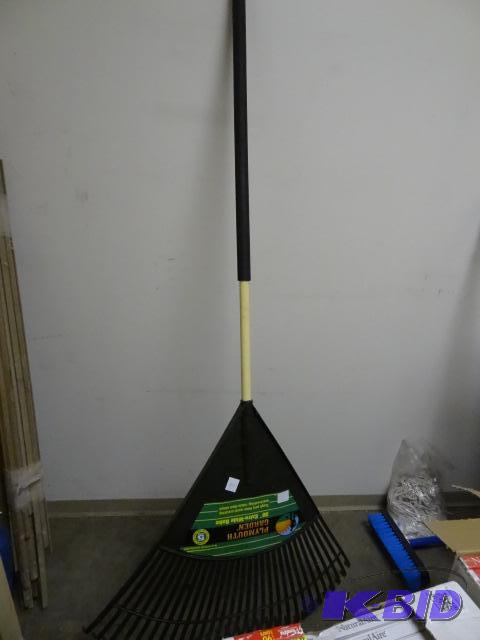 lot 47 image: NEW Plymouth Garden Unbreakable 30 in Extra W...