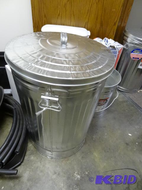 lot 72 image: NEW Behrens 31 Gallon Galvanized Steel Garbag...