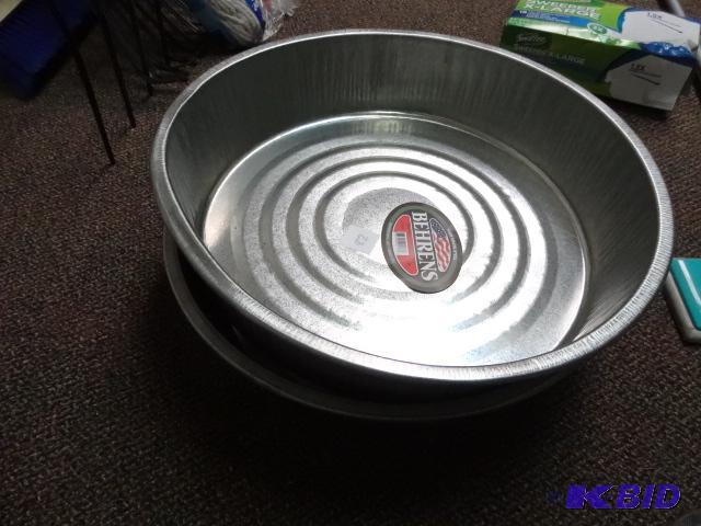 lot 82 image: Qty 2 NEW Behrens High Grade Galvanized Steel...
