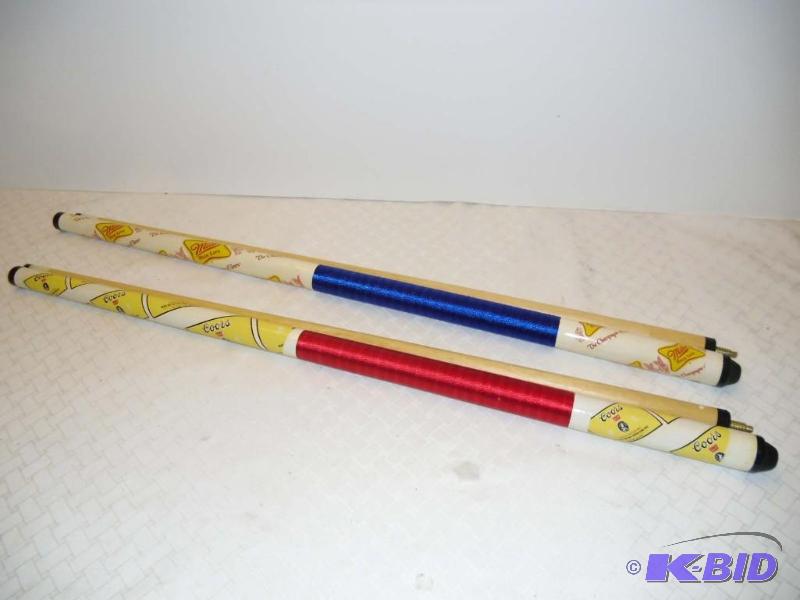 lot 20012 image: 1980s COORS & MILLER Beer Pool  Billiard Cue Sticks 2 piece 57
