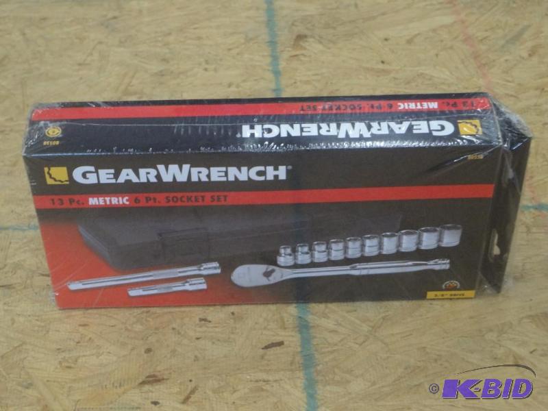 New GearWrench 13-Piece Metric 6-Point Socket...