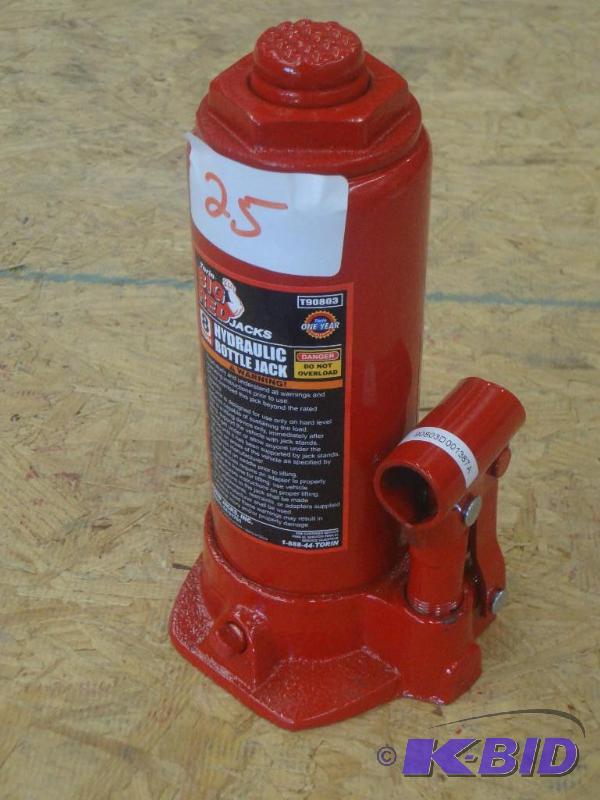 New Big Red 8-Ton Bottle Jack...
