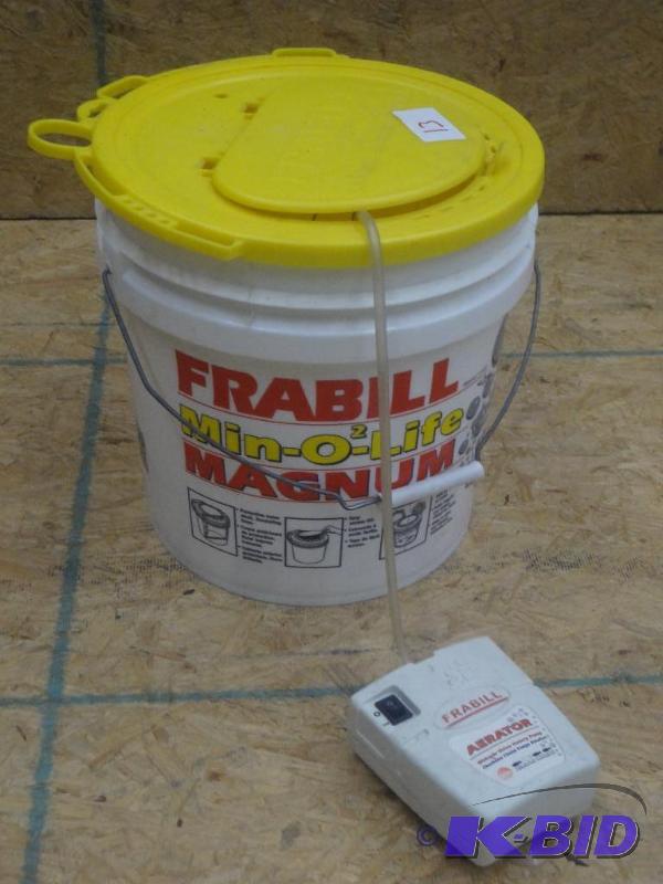 Frabill Minn-O-Life Bait Bucket With Aerator...