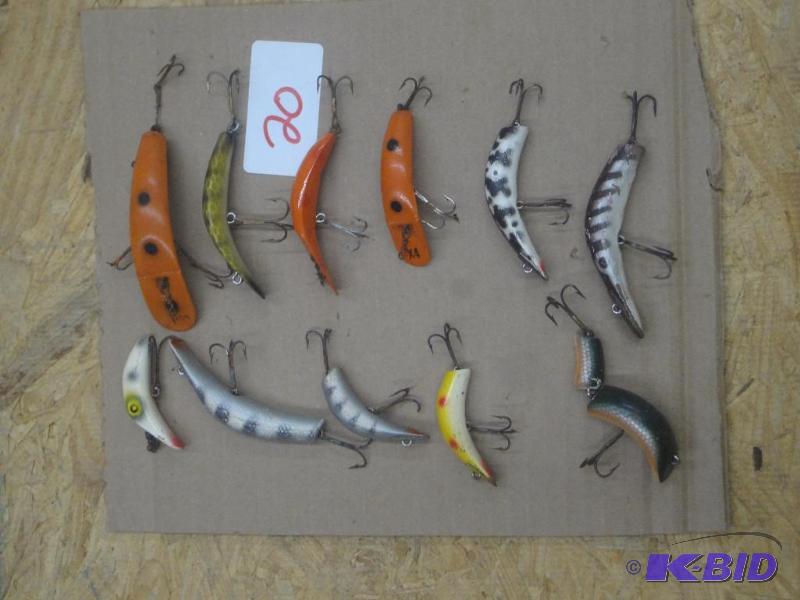 (11) Vintage Crankbait Lures...