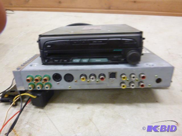 lot 115 image: Alpine Model IVA-C800&nbspFMAM Tuner Unit 4...