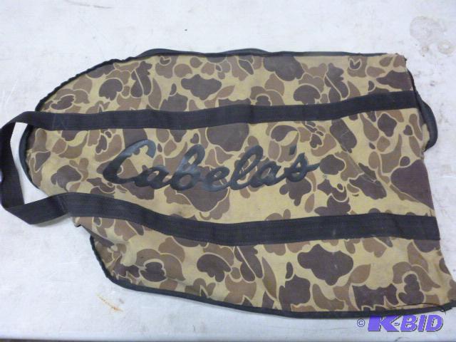 lot 149 image: Cabelas Game Bag...