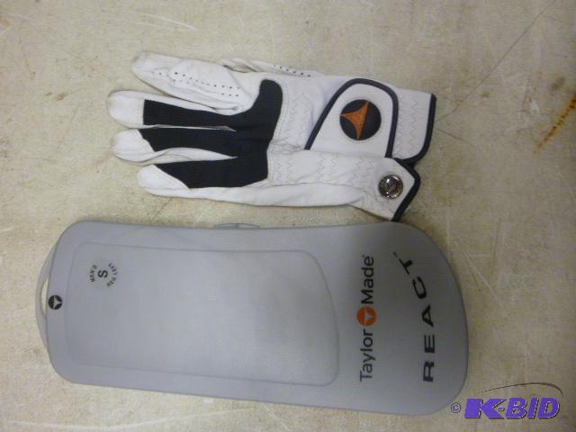 lot 163 image: Taylor Made React Golf Glove Mens small regu...