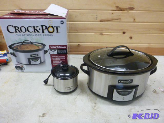 lot 198 image: Crock Pot Slow Cooker and Little Dipper Warme...