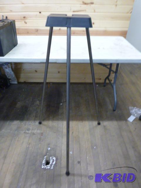lot 206 image: Strikemaster Ice Auger Stand...