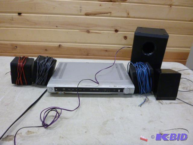 lot 22 image: Durabrand HT-395 Home Theater System...