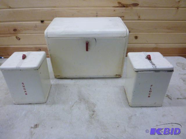 lot 224 image: 2 Vintage Canisters and Bread Box...