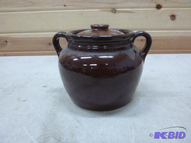 lot 227 image: Cookie Jar...