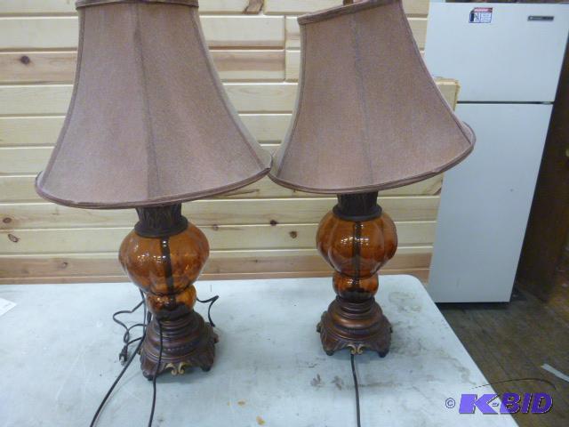 lot 51 image: 2 Table Lamps...