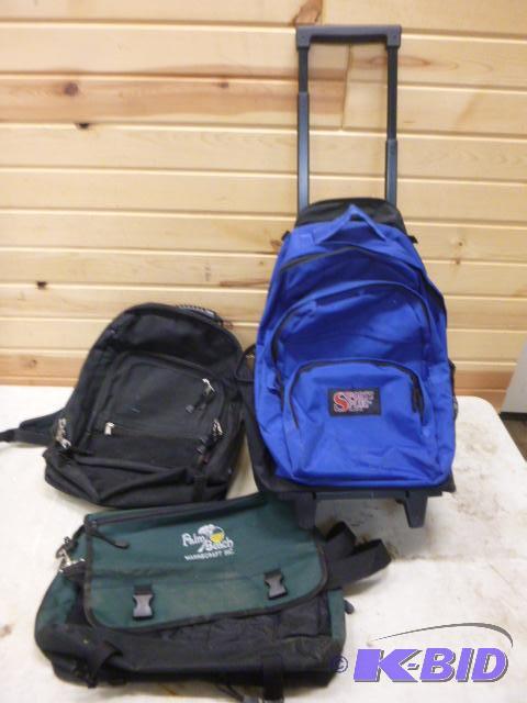 lot 71 image: 2 Backpacks and Travel Bag...