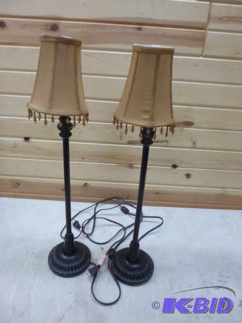 lot 80 image: 2 Table Lamps...